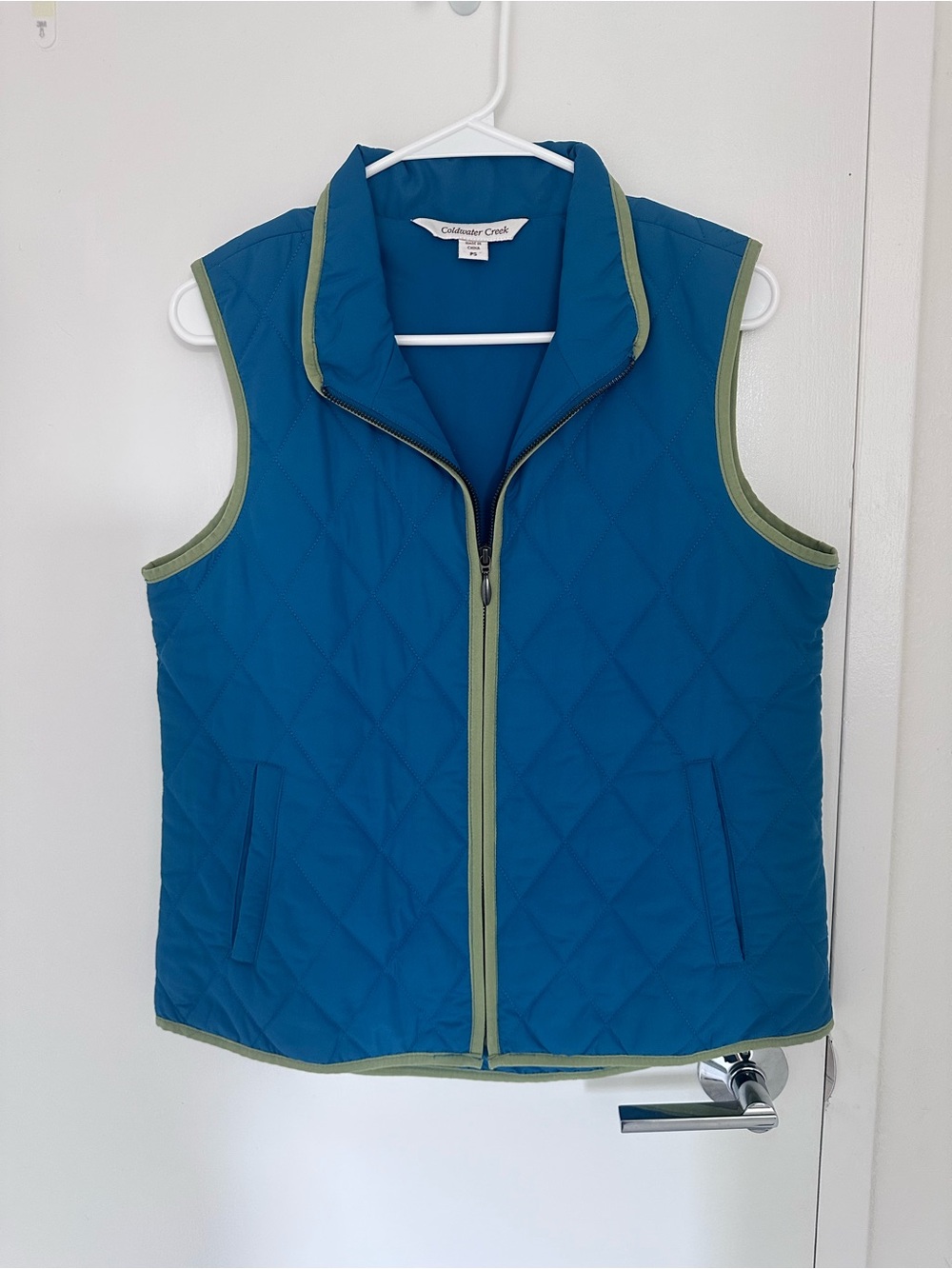 Coldwater Creek Blue Quilted Vest with Olive Trim size Petite Small